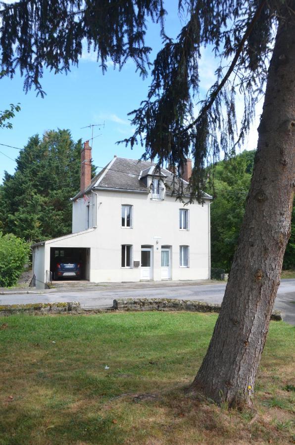 Studio "Au Bord De L'Eau" 2 Chambon-sur-Voueize エクステリア 写真