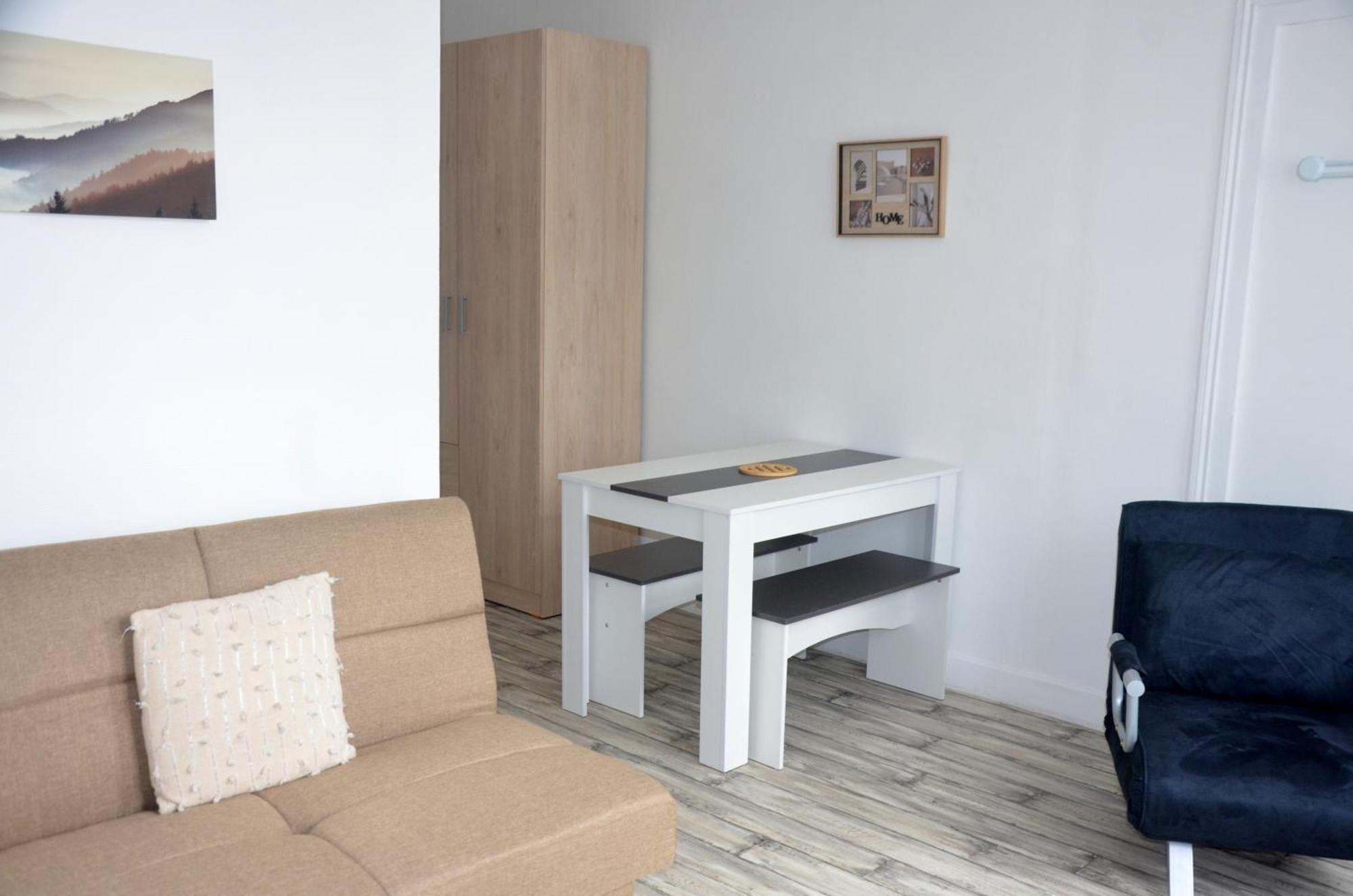 Studio "Au Bord De L'Eau" 2 Chambon-sur-Voueize エクステリア 写真